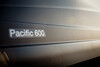 Strešný box Thule Pacific 600 antracit aeroskin